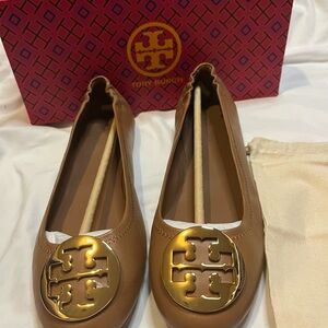Tory Burch Minnie Travel Ballet Flats – Royal Tan / Gold | US 9 | NWT
